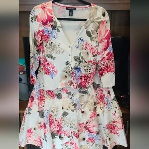 White House Black Market Floral Cardigan & Skirt 2 Piece Set